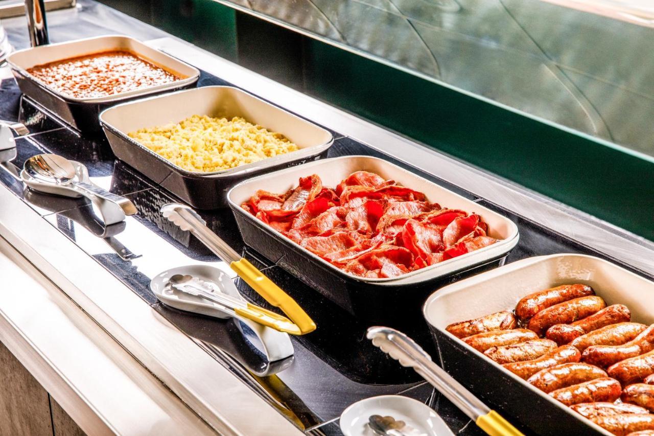 Отель Ibis London Heathrow Terminal 5 Хитроу Экстерьер фото